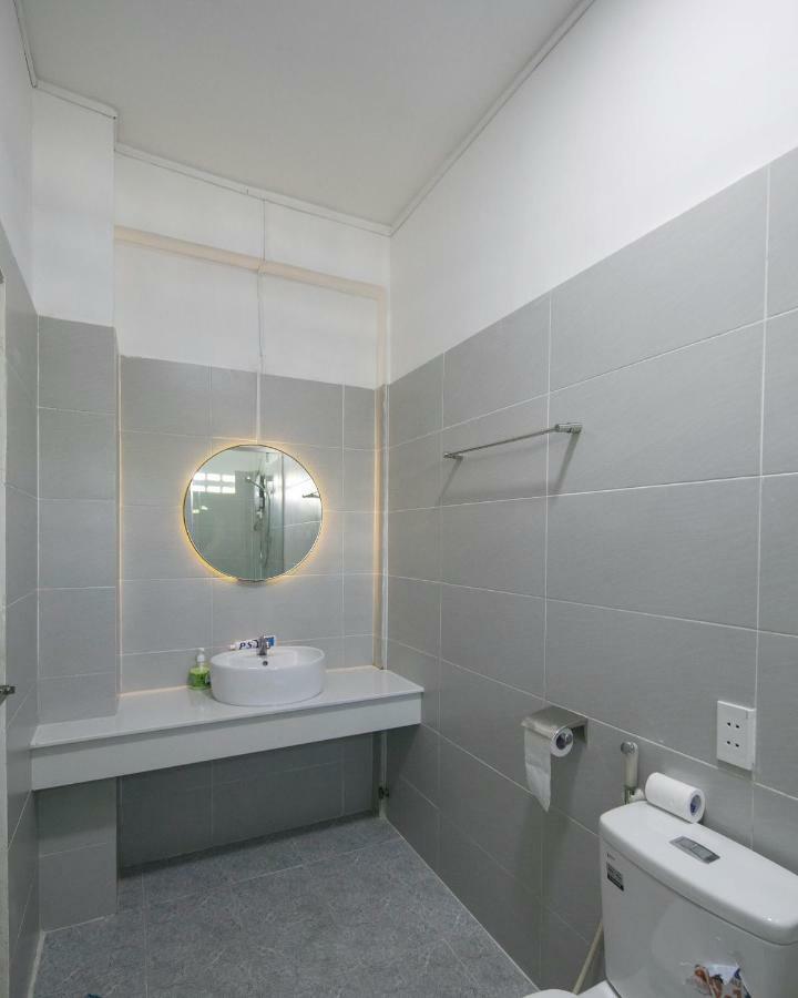 The Wooden Apartments - In The Heart Of Ben Thanh Хошимин Номер фото