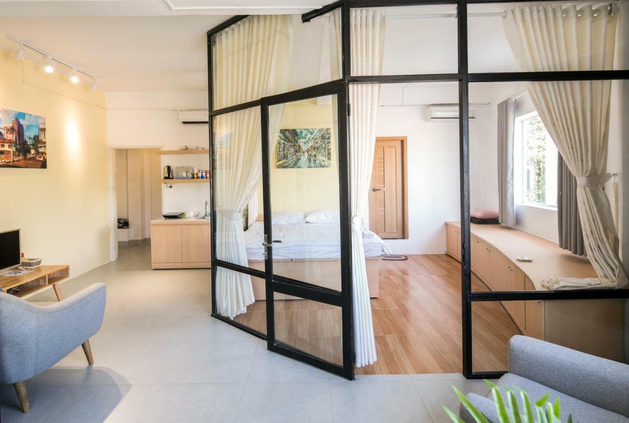 The Wooden Apartments - In The Heart Of Ben Thanh Хошимин Номер фото