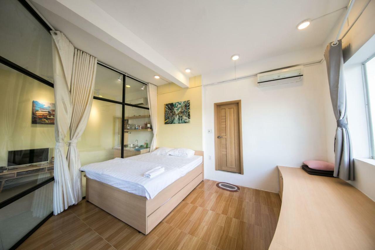 The Wooden Apartments - In The Heart Of Ben Thanh Хошимин Номер фото